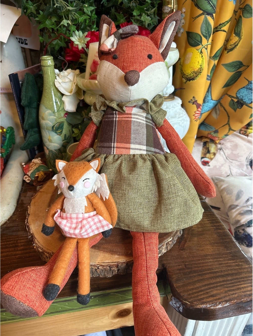 Fall decor fox(es)